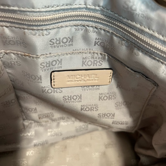 Michael Kors Red Pebble Leather
Tote Bag with Tan Straps - Picture 6 of 12